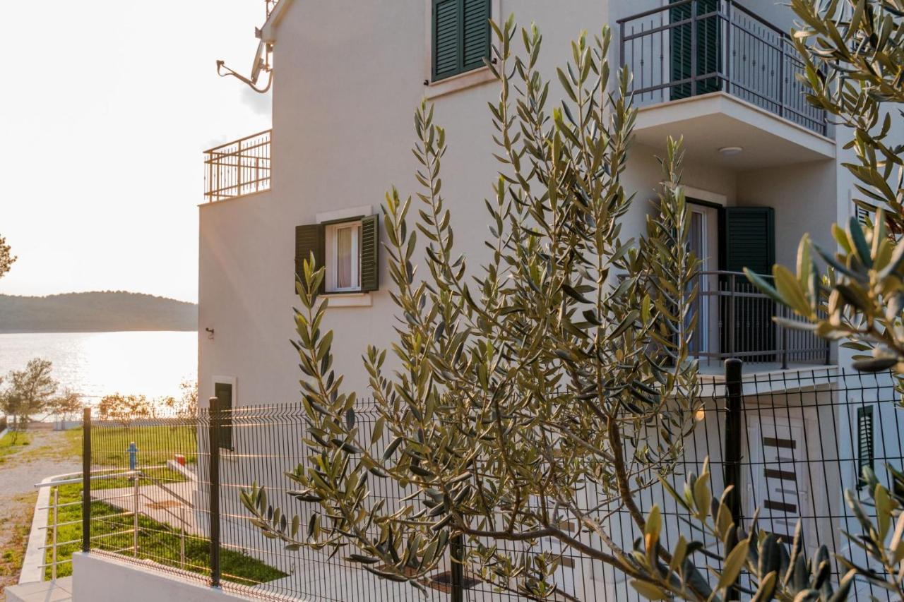 Bijaka Villas&Apartments Milna  Kültér fotó