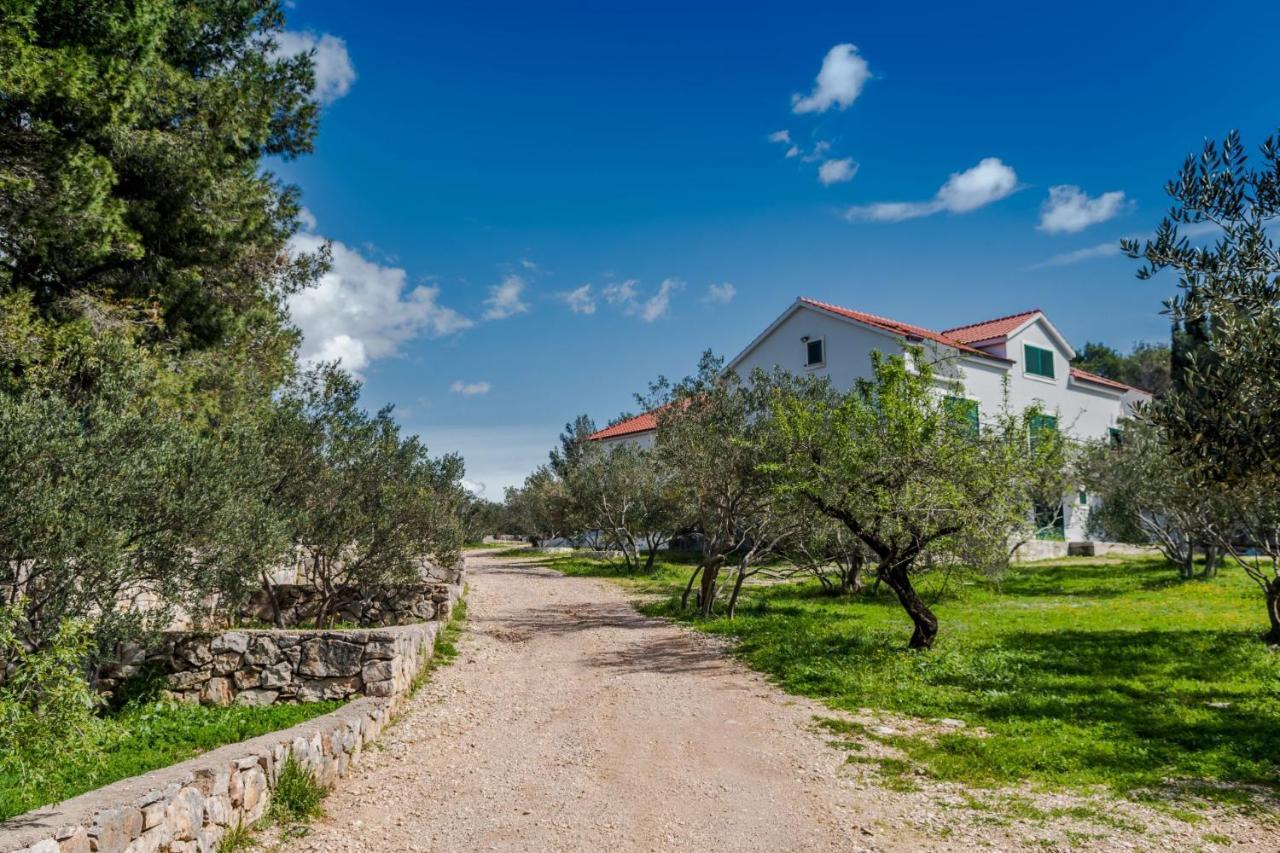 Bijaka Villas&Apartments Milna  Kültér fotó