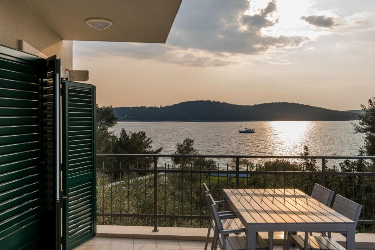 Bijaka Villas&Apartments Milna  Kültér fotó
