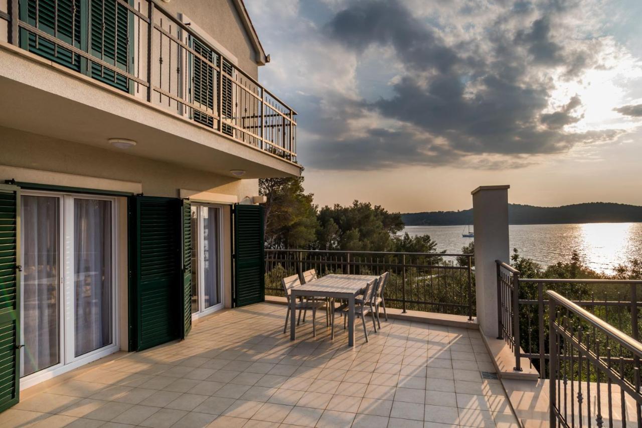 Bijaka Villas&Apartments Milna  Kültér fotó