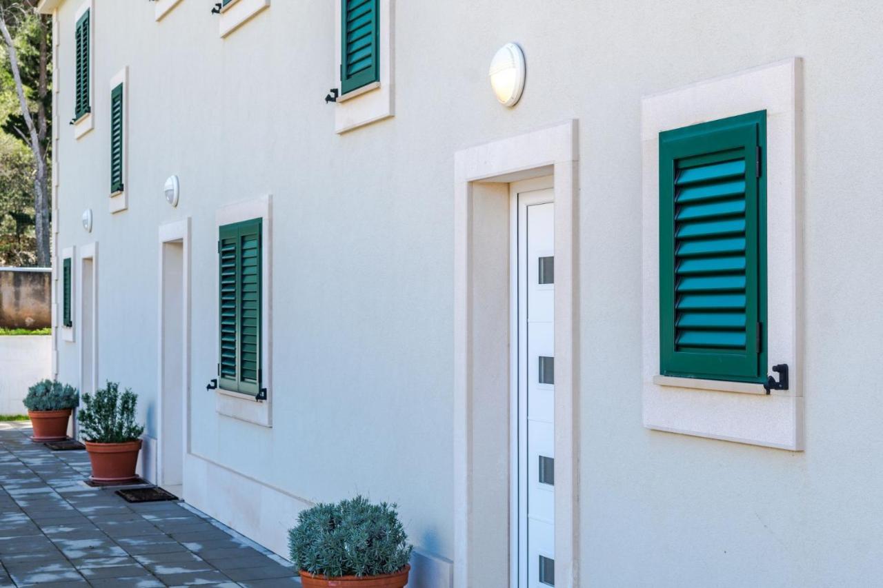 Bijaka Villas&Apartments Milna  Kültér fotó