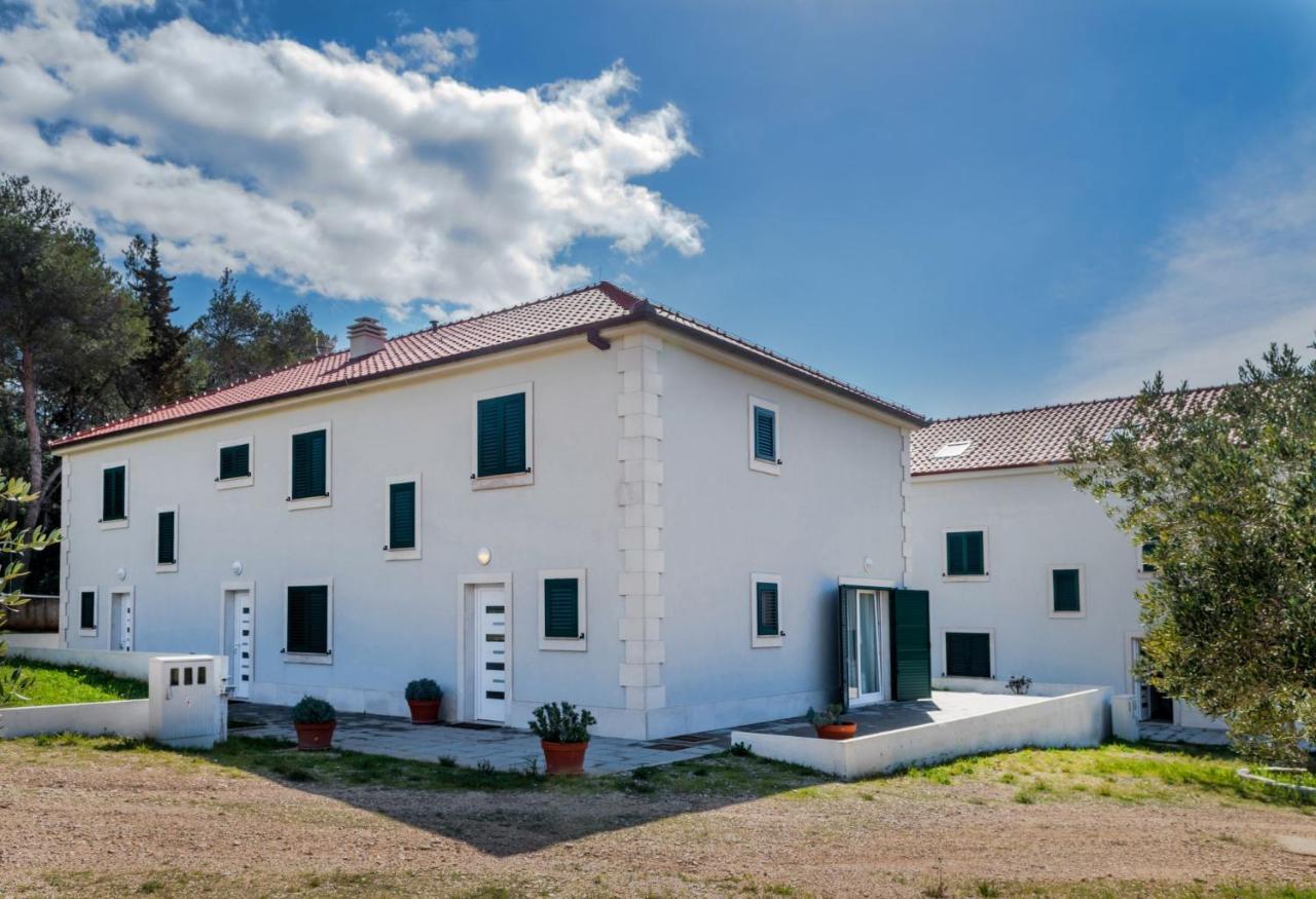 Bijaka Villas&Apartments Milna  Kültér fotó